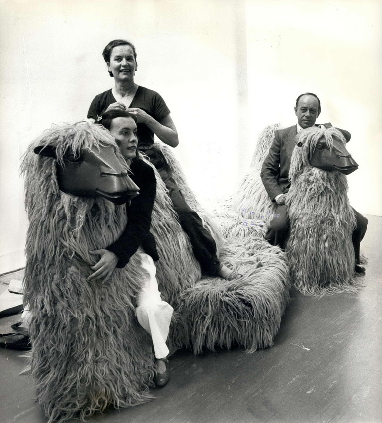 Comité Les Lalanne - Sur les lamas